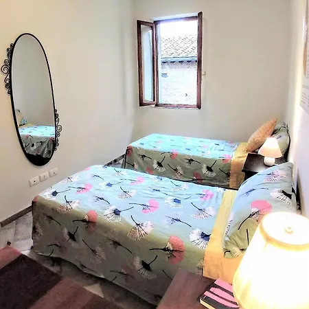 The Aerie - Il Nido Dell Aquila - 8bd Recentely Renovated شقة