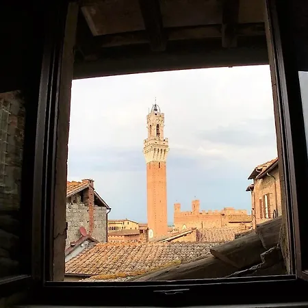 The Aerie - Il Nido Dell Aquila - 8bd Recentely Renovated Apartmán Siena